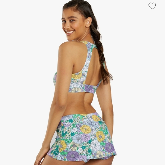 🏊‍♀️🏄‍♀️ SPORTI Active Bondi 2 Piece Swim Skort &High Neck Top in Bondi Floral - Picture 4 of 16